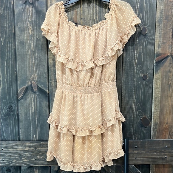 FAVLUX Off The Shoulder Ruffle Dress M Polka Dot Boho Chic Tiered Tan Stretch - Picture 1 of 9